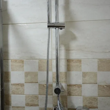 Apartamento Cvetkovic Lux аpartmani & Free Garaza